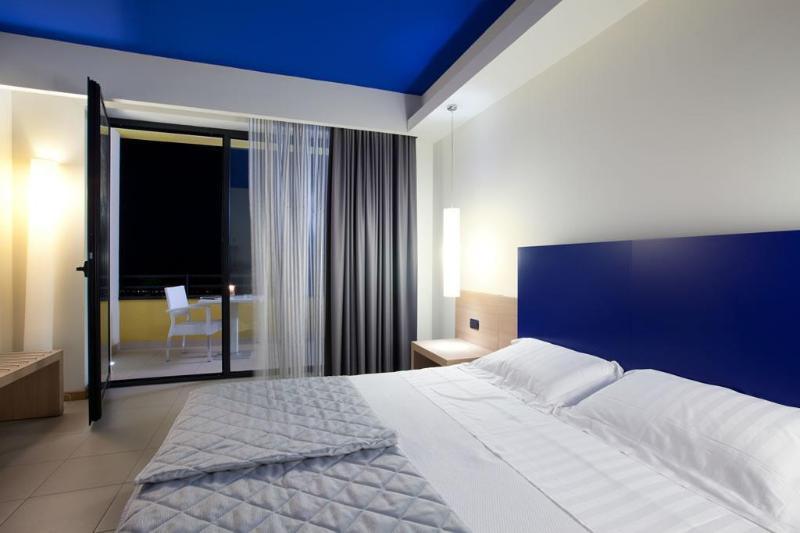 Esperia Palace Hotel & Resort Spa Дзаферана Етнеа Екстериор снимка