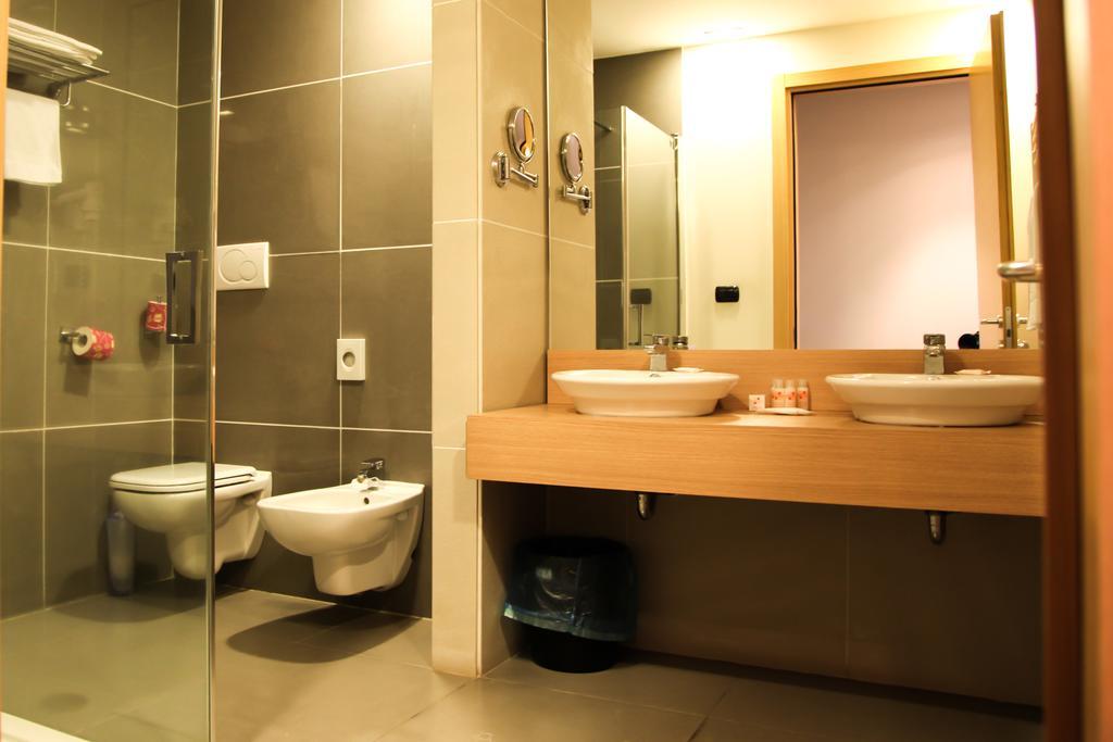 Esperia Palace Hotel & Resort Spa Дзаферана Етнеа Екстериор снимка